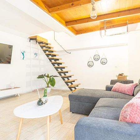 New Loft In The Heart Of City Center Iráclio Exterior foto